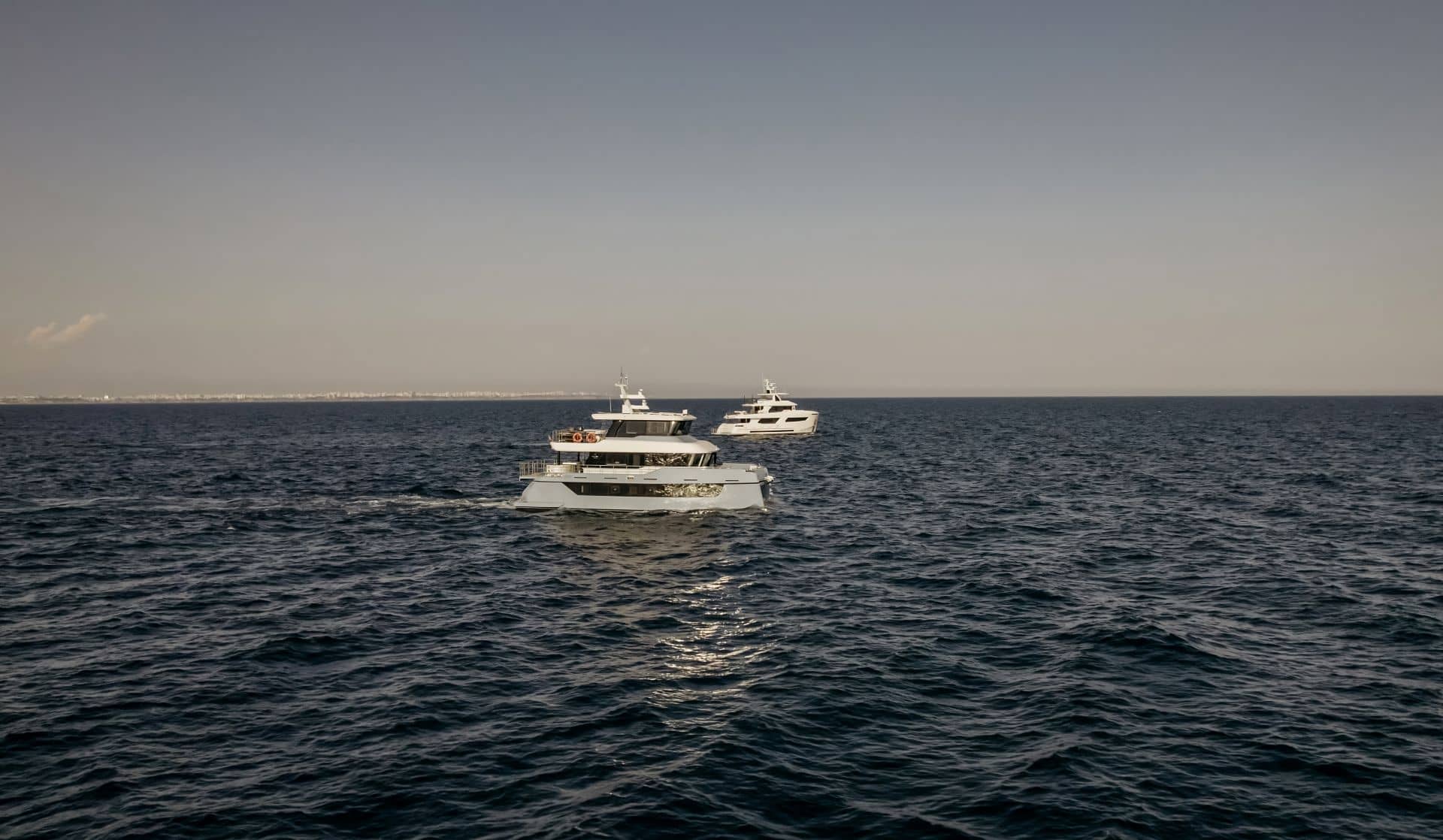 Bering Yachts Bering 110
